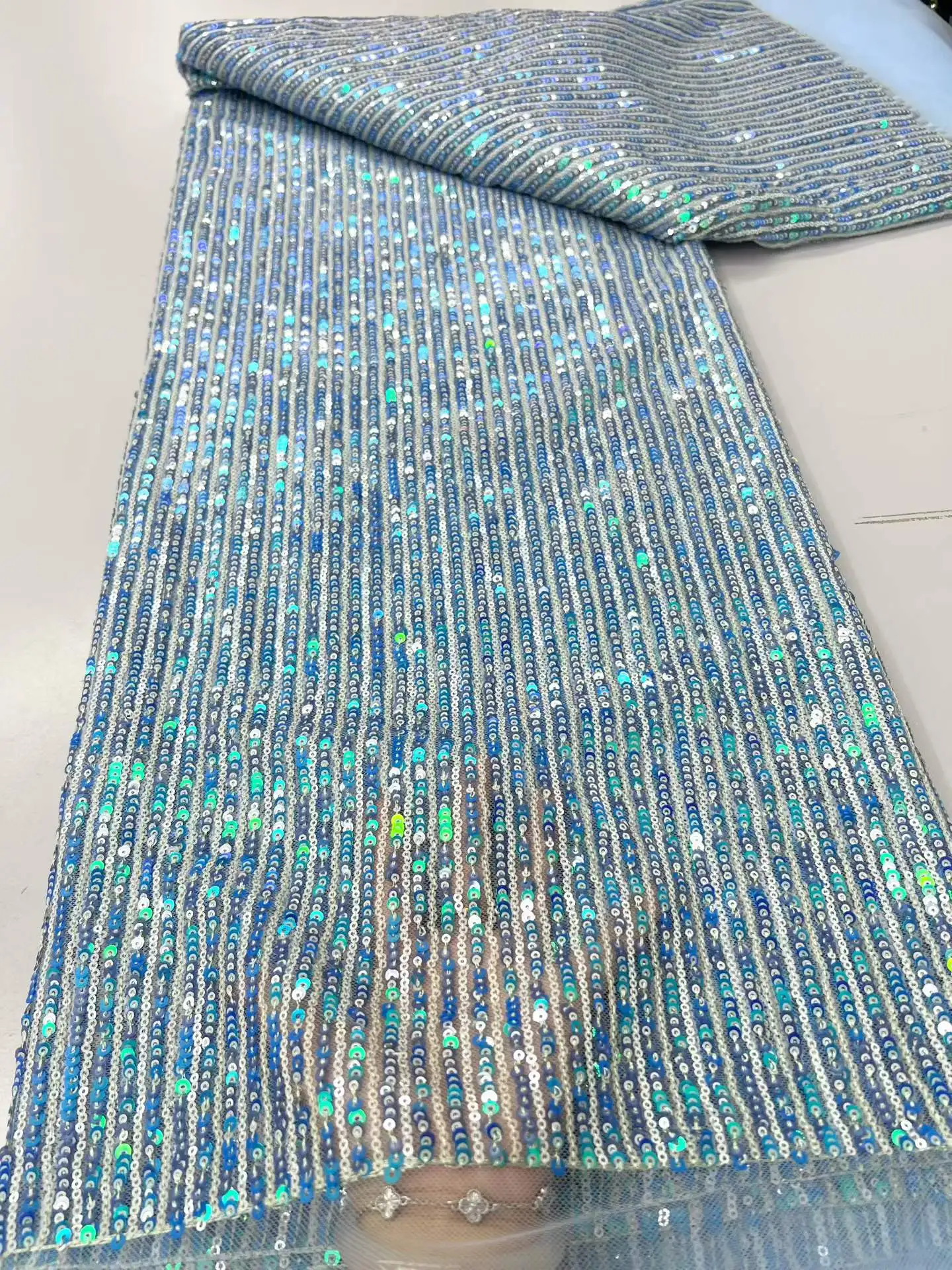 elegante-vestido-de-fiesta-de-lujo-tela-de-encaje-con-lentejuelas-y-malla-hecha-a-mano-en-Africa-tela-de-tul-con-lentejuelas-francesas-de-lujo-2026-para-boda