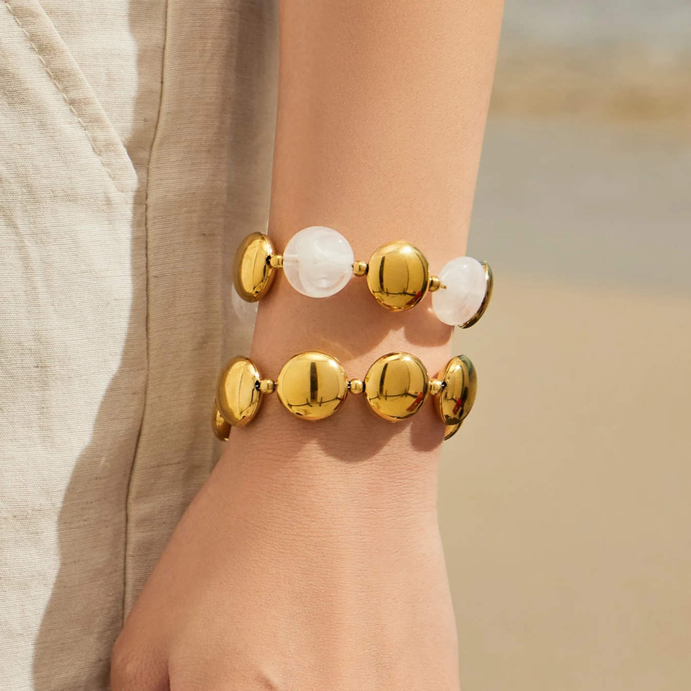 Chunky Runde Scheiben-Perlenkette und Armband, 18K Vergoldetes Edelstahl-Schmuckset für Damen – Detail 5
