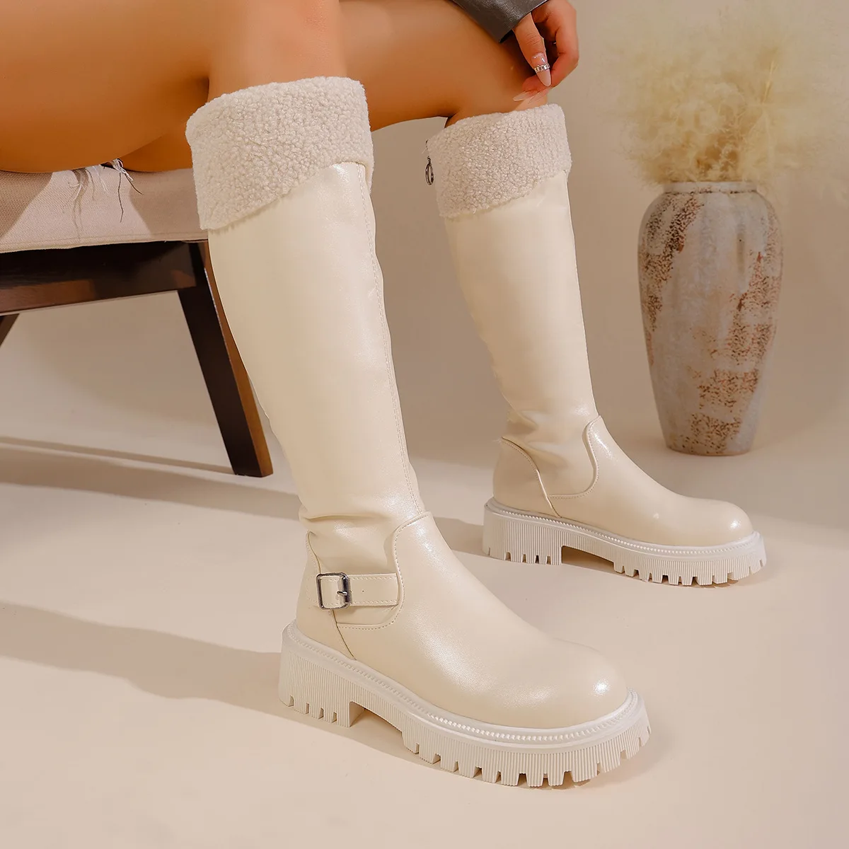

British-style thick-soled flanged high-top long boots 2025 winter new export large-sized belt-buckle knight boots