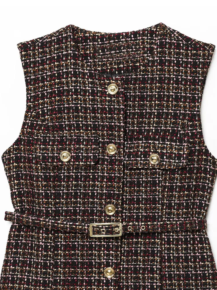 DiYiG WOMAN 2025 موضة شتاء جديدة مع حزام خشن مربع سترة دون أكمام شيك زر سترة سترة ملابس خارجية Mujer