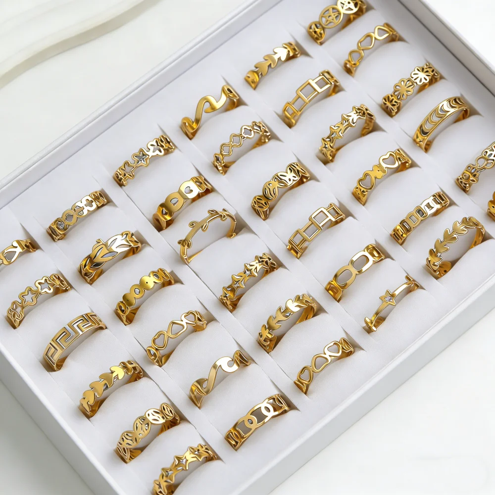 10/20/30/Pcs/Lot Exquisite Fashion Geometric Lines Stainless Steel Rings Men Women Couple Simple Daily Party Gift Jewelry Random