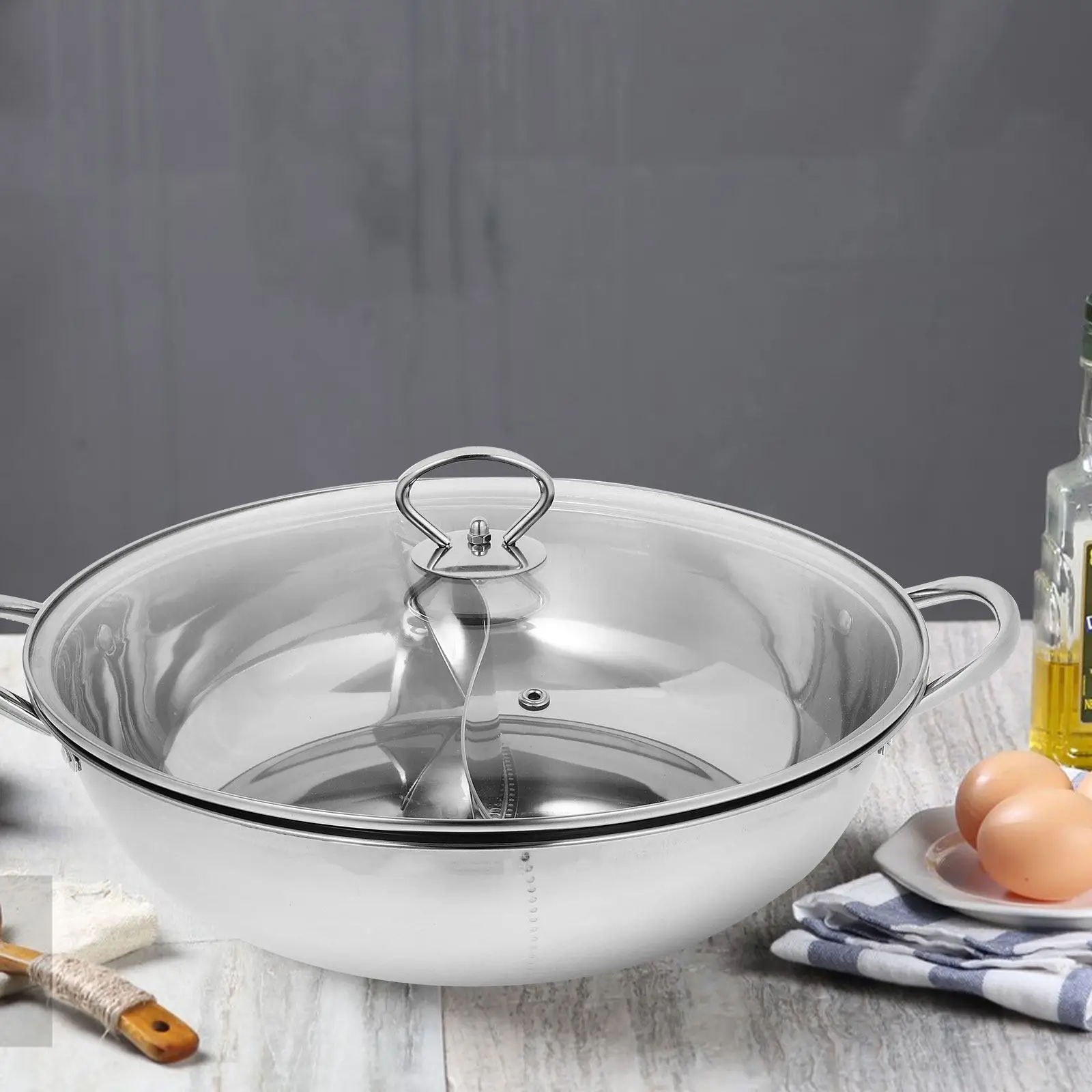 Stainless Steel Hot Pot Pan Large Capacity Divided Design Dual Cooking Pot Suitable Family Gatherings Party