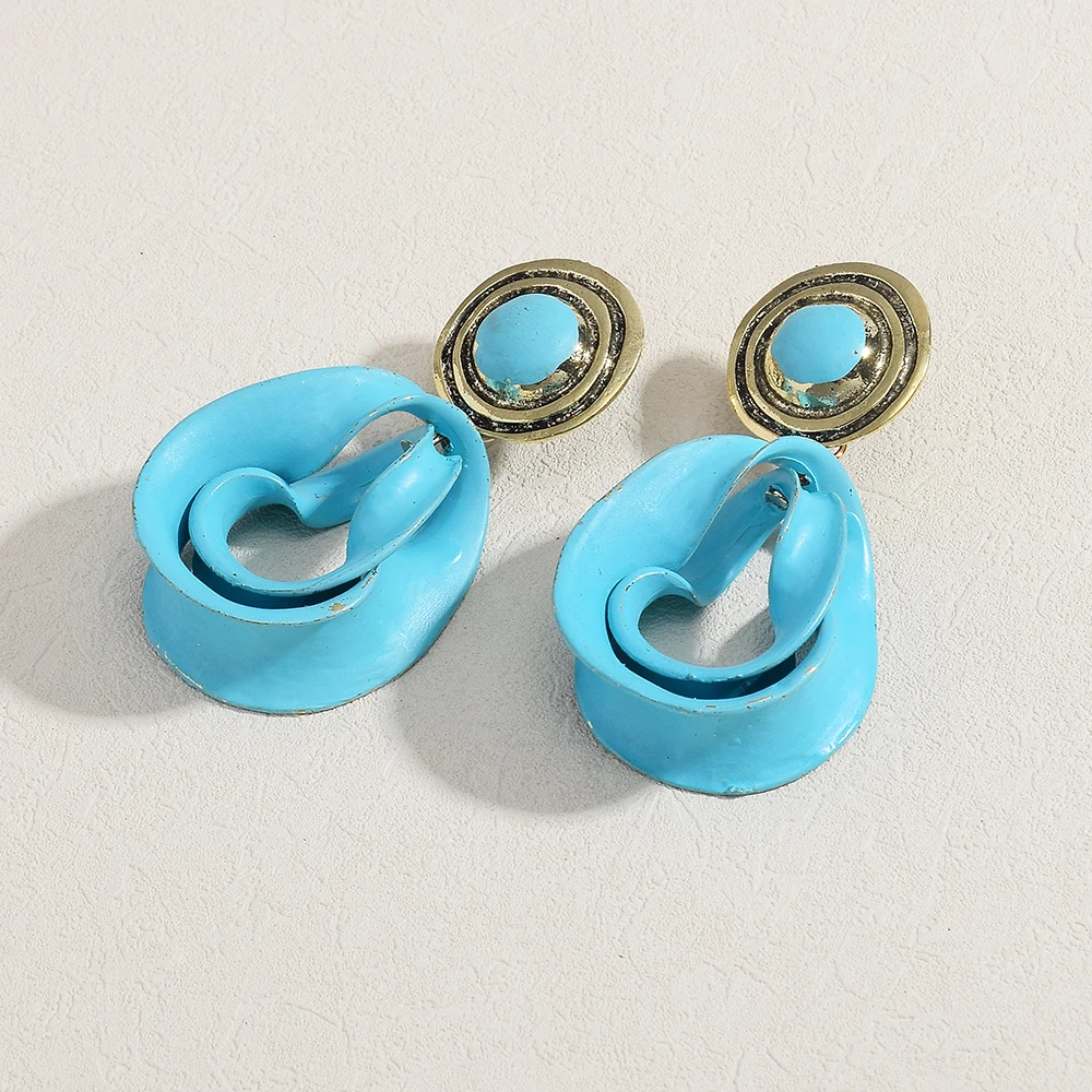 Unique Vintage Gold Color Enamel Dangle Earrings For Women Big Metal Pendant Drop Earring Fashion Brand Jewelry Gifts Wholesale