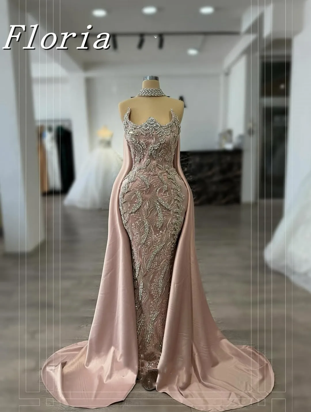 ชุดราตรีทรงเมอร์เมดแบบคลาสสิกหลายสไตล์ งานแฮนด์เมด 3 มิติ ประดับคริสตัลหรูหรา งานออกแบบชุดราตรียาวสำหรับงานพรอมและงานเลี้ยง  รับตัดตามแบบ