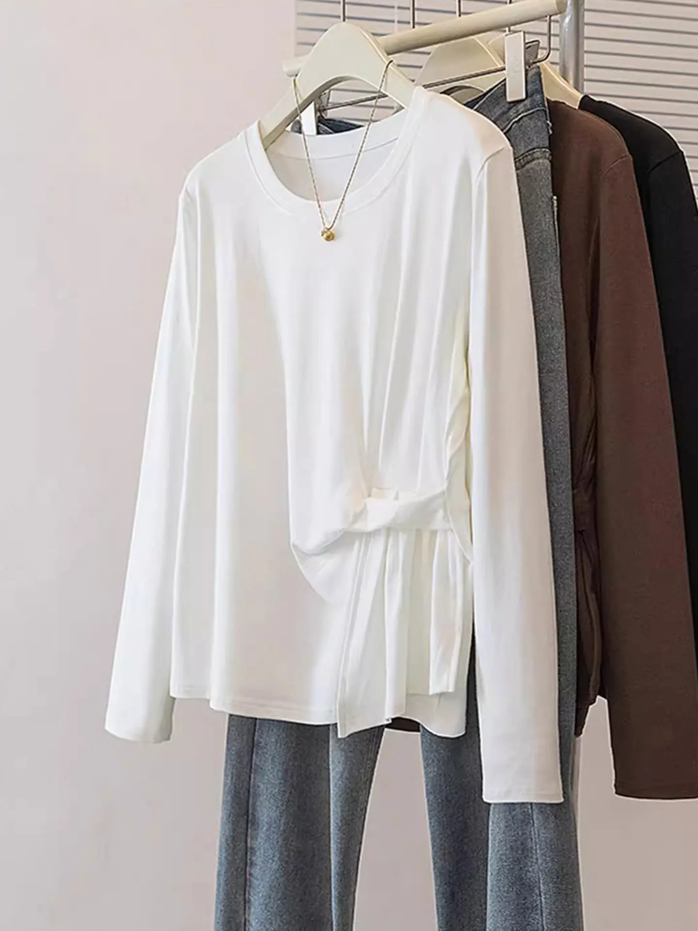 

Корейский облегающий топ-футболка с эффектом сложенности для полных женщин, осенне-зимний, больших размеров, модный дизайн