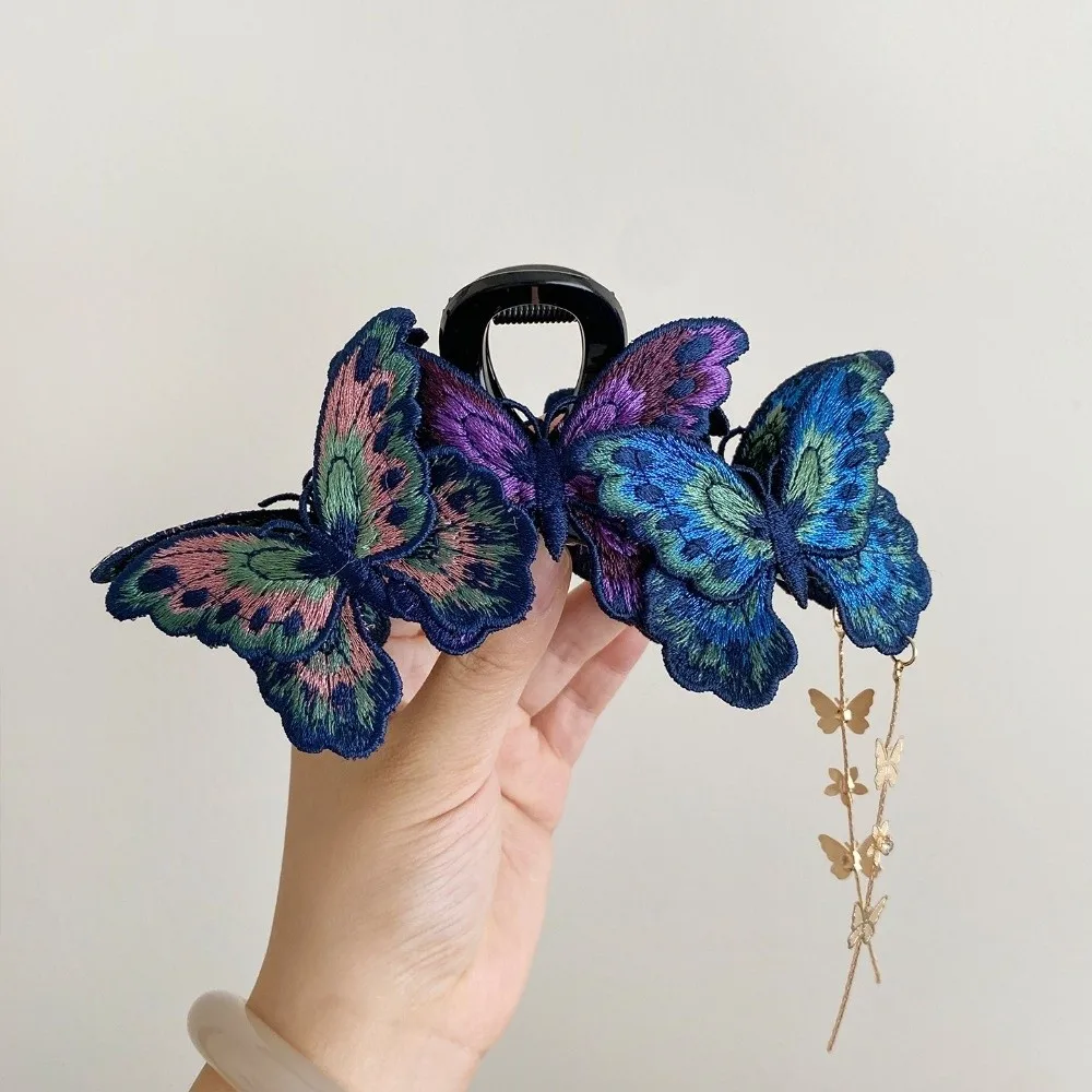 

Vintage Kniting Butterfly Hair Claw Plastic Chinese Style Hair Grab Clip Hanfu Hairwear Flower Tassel Large Shark Clip Wedding