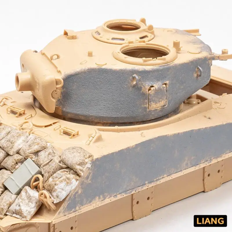 LIANG 0512 Anime SciFi Model Kit Chariot Tank Anti Magnetic Armor Casting Texture Effect Weathering Paste