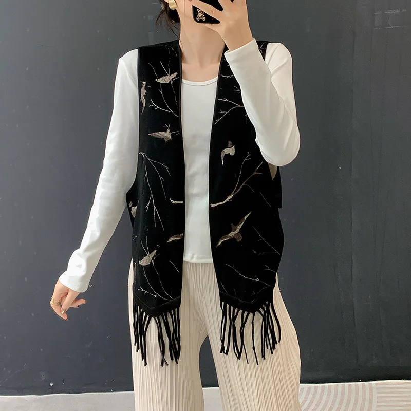 

Miyake Pleated 2025 Autumn and Winter New Pleated Printed Peplum Waistcoat Female Ethnic Wind Slim Fashion Chinese Small Outwear