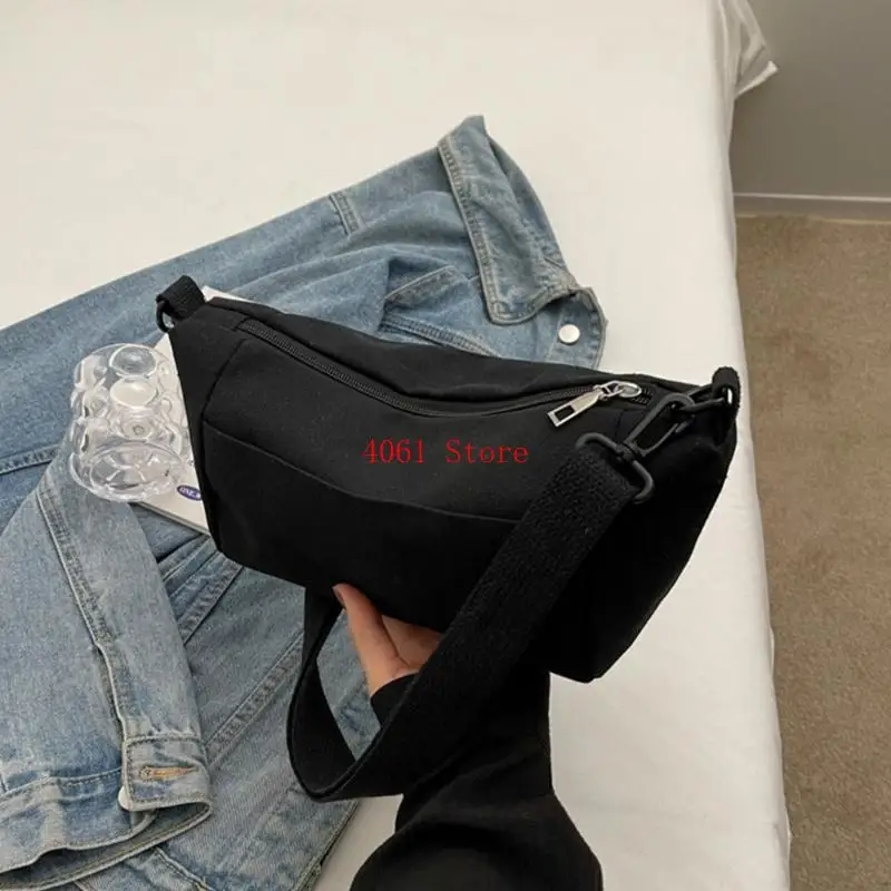 

Stylish Canvas Crossbody Bag Shoulder Bags Suitable for Different Outfit Styles
