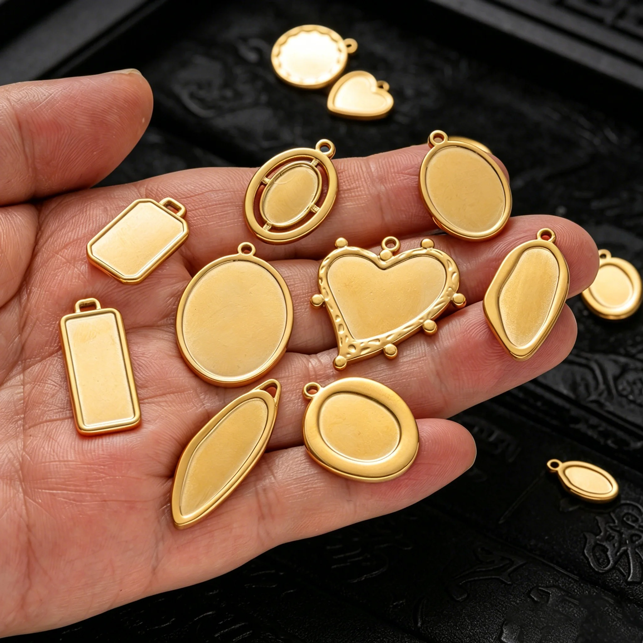 5 Stück/Set Edelstahl Ovale Mondrahmen Blanko-Lünetten DIY Ohrringe Geometrischer Herzanhänger Basis Charms Halskette Schmuckherstellung – Detail 4