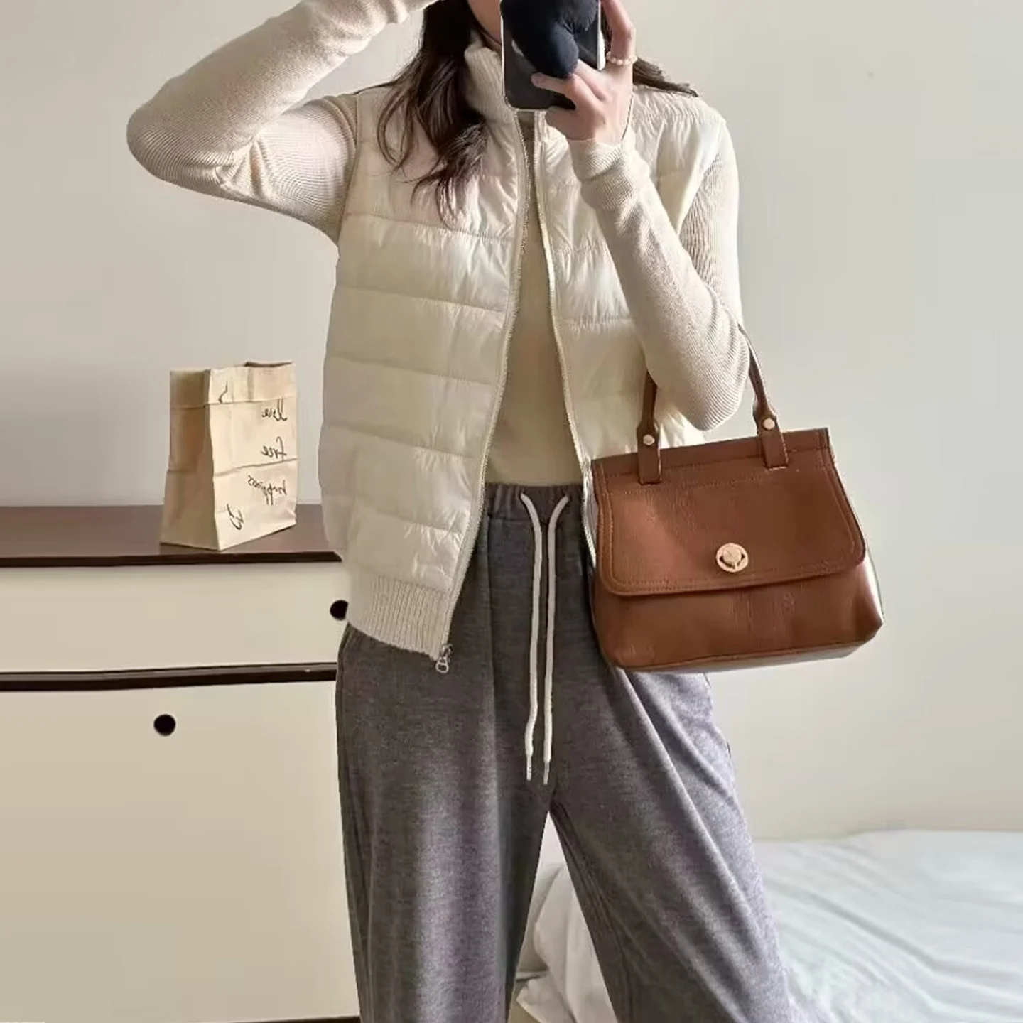 2025 가을 신상 여성 패션 캐주얼 스트라이프 타월 니들 스플라이싱 지퍼 조끼 편안한 일반 길이 출퇴근 디자인