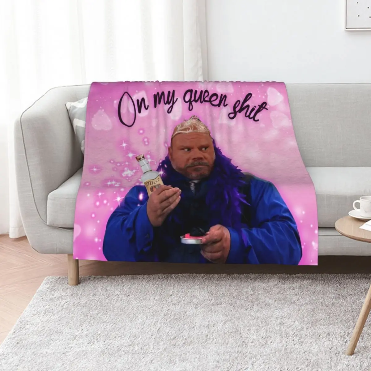 Bertram On my Queen Pink YRS22 Throw Blanket Hair Camping Flannel Fabric Luxury Brand Bed linens Decorative Throw Blankets