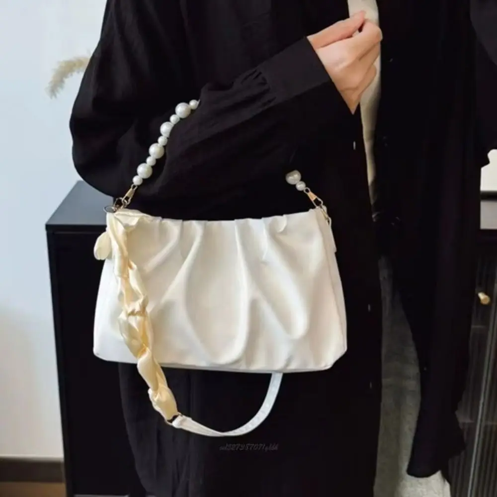 

Portable Korean Cloud Shoulder Bag Luxury PU Leather Luxury Crossbody Bag Sweet Small Women's Handbags Ladies