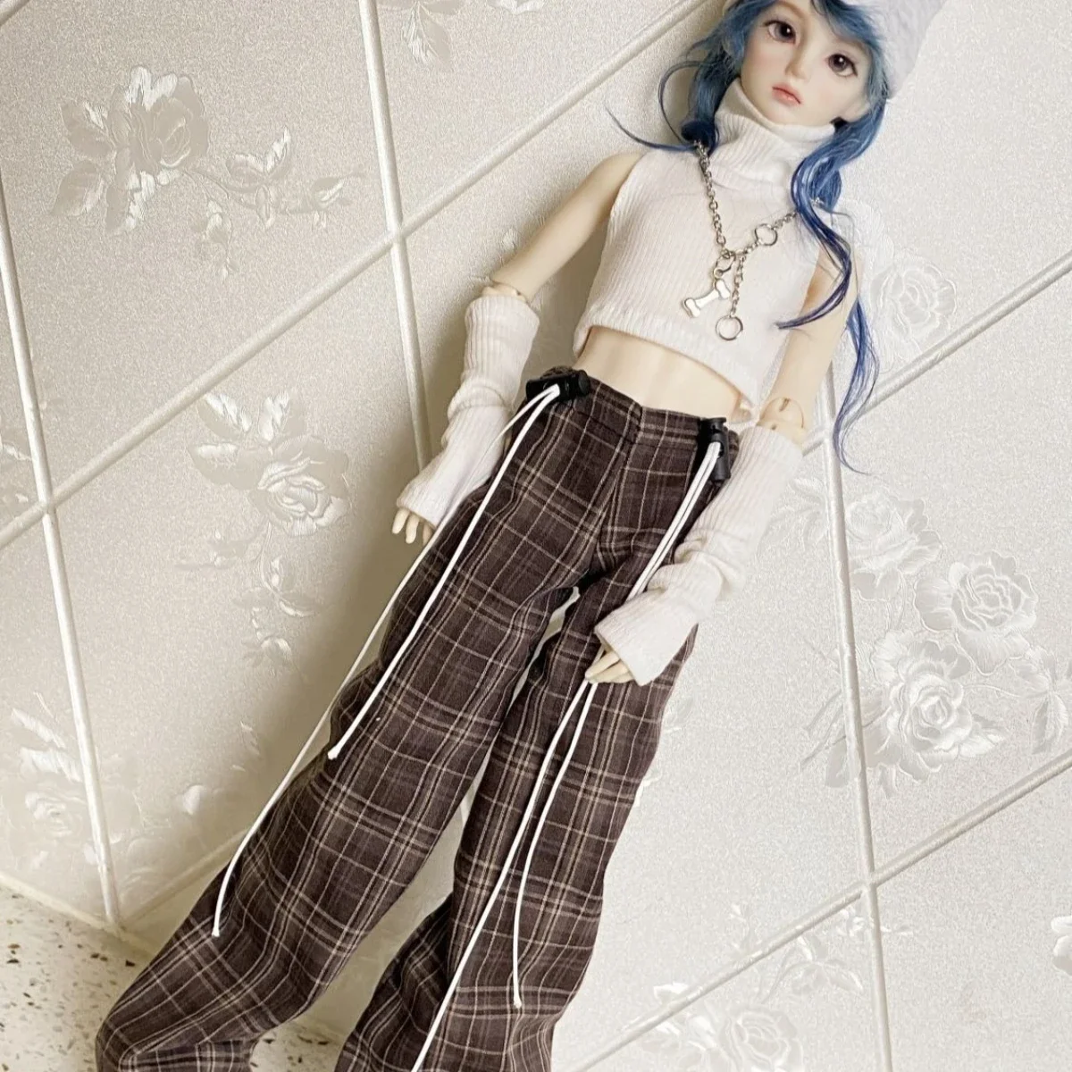 1/4 Doll's Clothes Suit for 45cm Bjd Doll Grid Wide Leg Pants+high Neck Vest+sleeve Covers Dress Up Doll Accessories, No Doll
