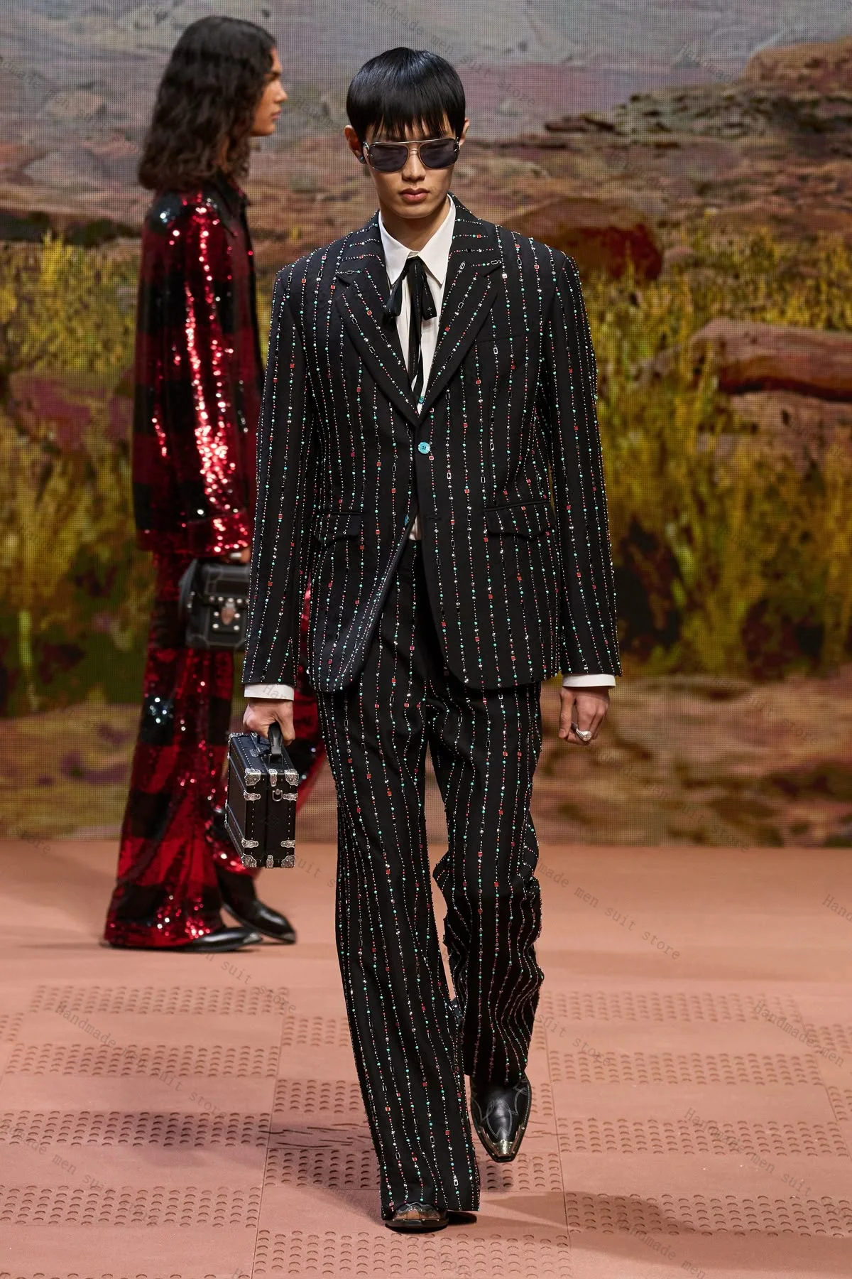 

Luxury Crystals Men Suit Set 2 Piece Blazer+Pants Black Wedding Tuxedos Guest Coat Customized Formal Office Business Jacket