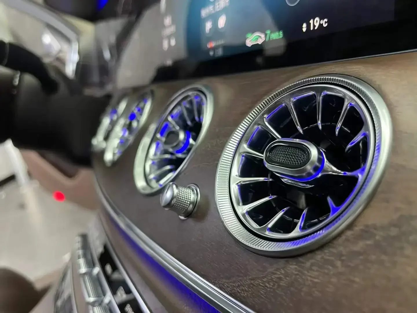 Mercedes W213 Ambient LightLuminous Turbine Front Air OutletCar Ambient Light