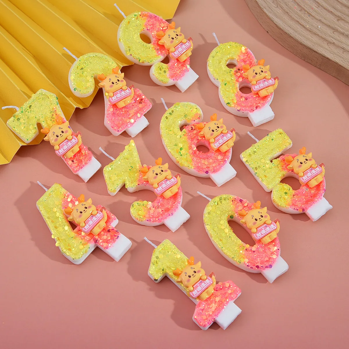 Bougie numérique autocollante Petit Dragon Abondance - Bougie Jaune et Rose, Cadeau de Fête, Bougie d'Anniversaire et de Mariage