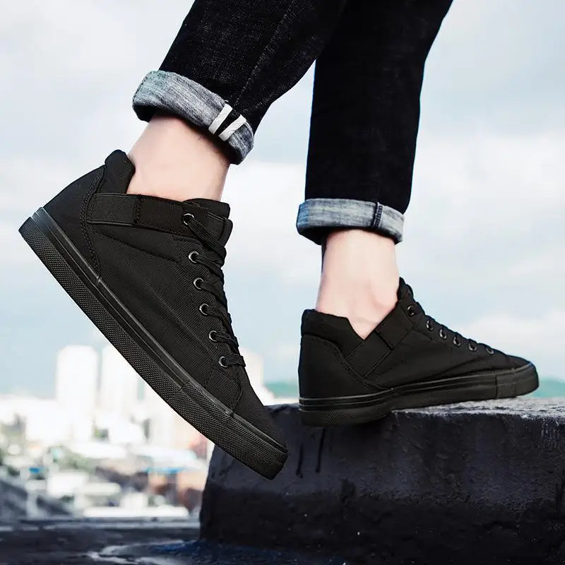 

All-Black Canvas Skate Shoes Men's Student Workwear Summer White Shoes Trendy Shoes Low-Top Laced-Up Flat Heel Color