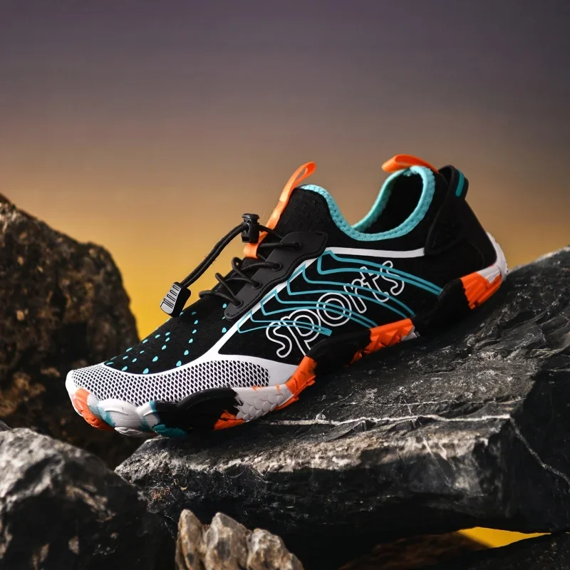 

ELUVA Barefoot Water Shoes Men's Aqua Shoes Quick Drying Anti-Slip Lightweight Outdoor Sports Shoes for Hiking Swimming Beach