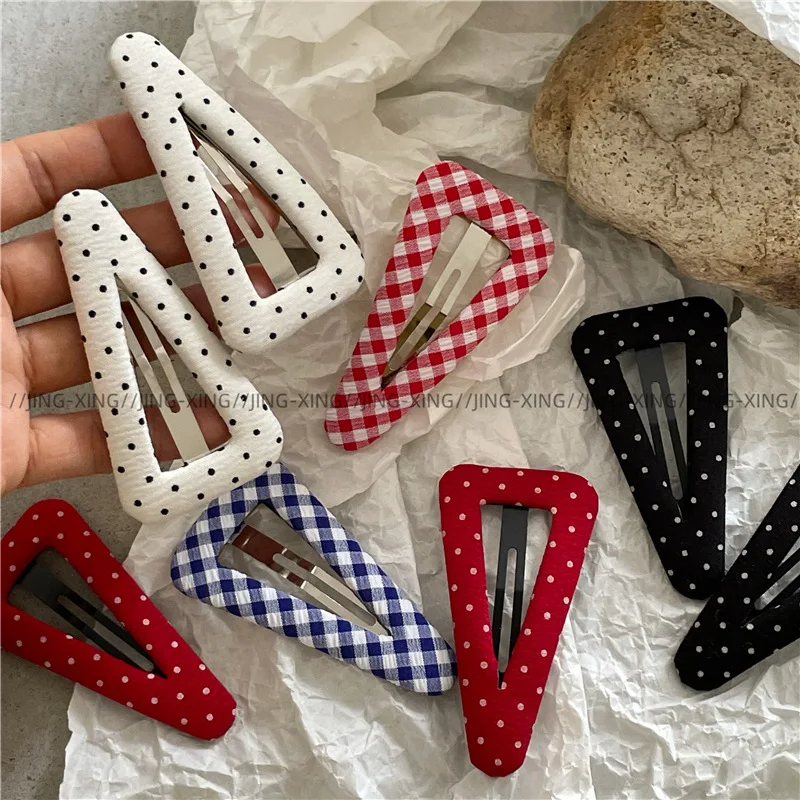 Pinces à cheveux triangulaires rétro à pois, pince à frange pour femmes et filles, épingles à cheveux douces et élégantes, Barrettes en tissu, accessoires de cheveux à la mode