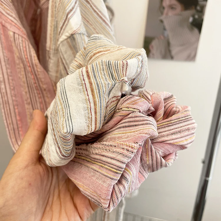 Casaco Casual Feminino Plus Size 300 Pou com Listras Verticais, Estilo Solto e Longo para a Temporada de Outono