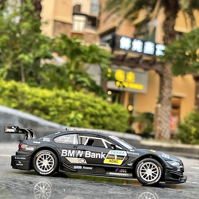 1:32 BMWs M3 DTM Racing Alloy Car Model Diecast & Toy Metal Toy Vehicles Car Model Simulation Sound and Light Toy Gift