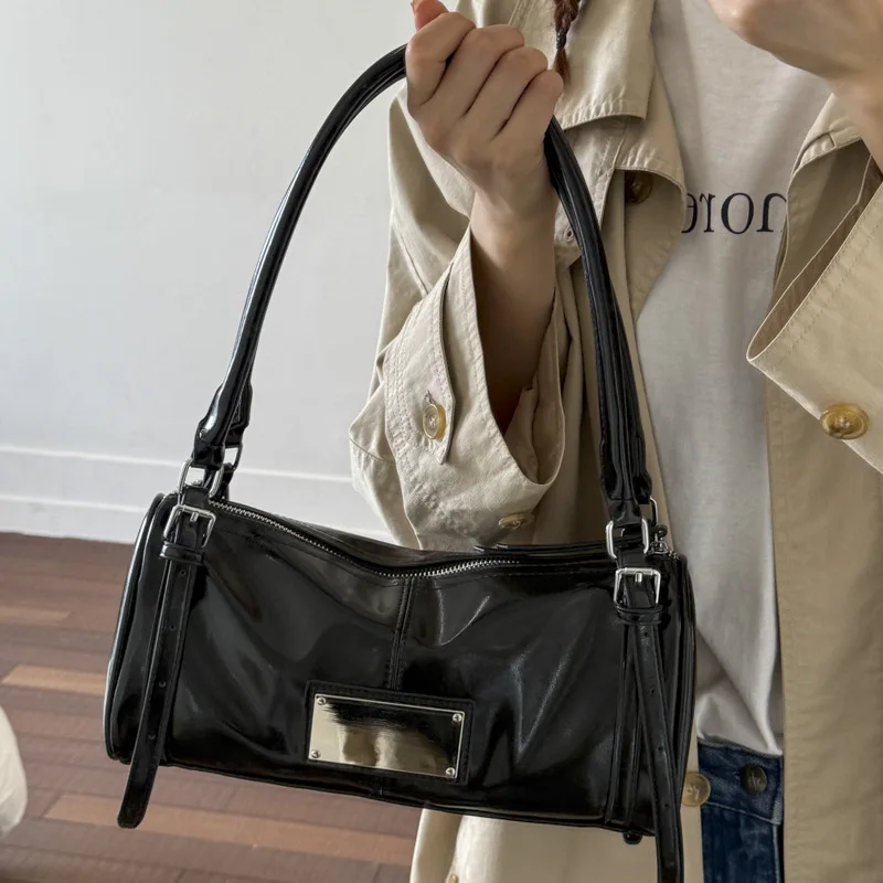 

2025 Leather Cylinder Bag, Versatile Underarm Purse for Women, Casual Shoulder Crossbody, Commuter Day-to-Night Tote