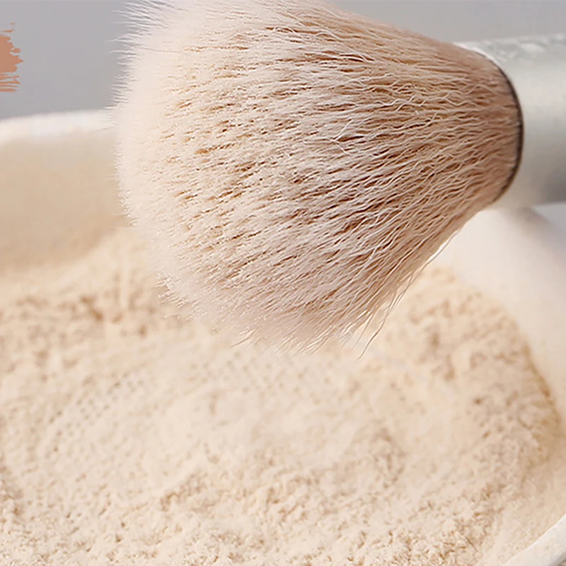 Pinceaux de maquillage multifonctions à manche rond, brosse professionnelle pour poudre, fond de teint, fard à joues, accessoires cosmétiques pour fille, 1 pièce