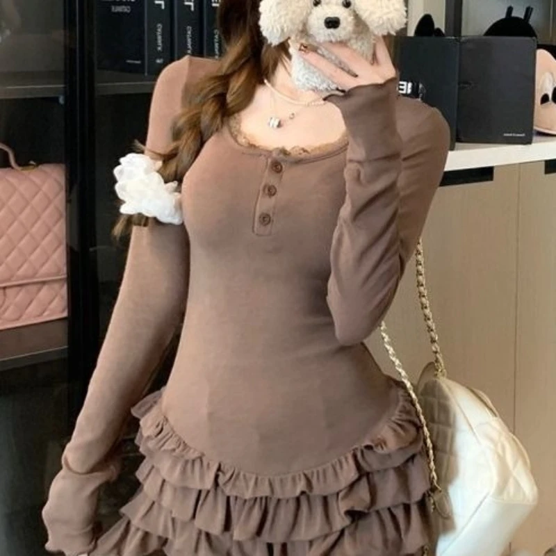 

Lace-Trimmed U-Neck Long Sleeve Dress for Women, Autumn/Winter Slim Fit Cake Skirt with Waist Cinch A-Line Style