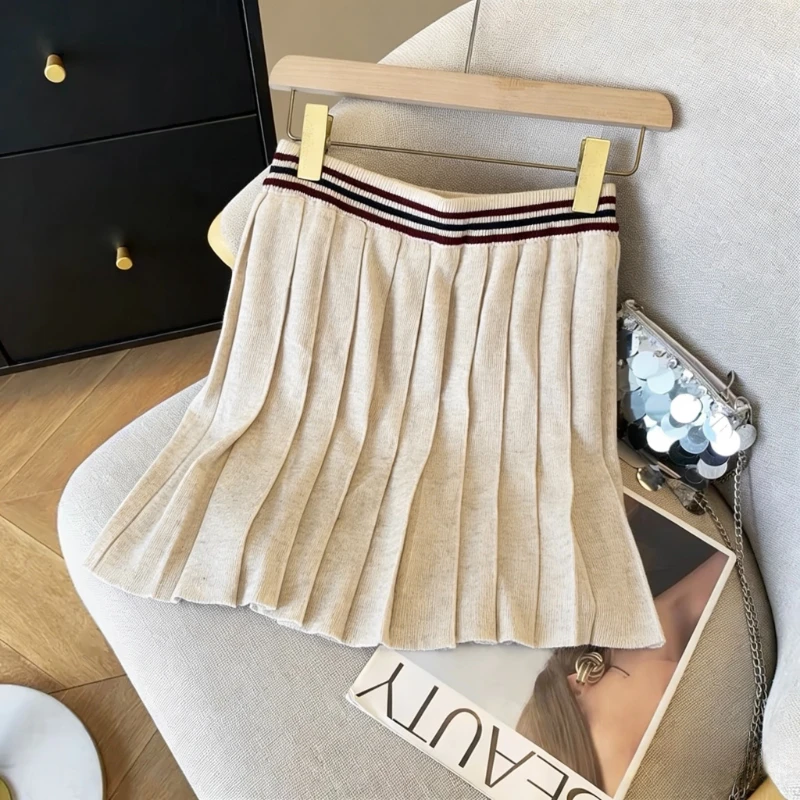 

New Summer Korean Style Sweet High-waisted Loose Slimming Hot Girl Versatile Knitted Mini Skirt Striped Pleated Skirt