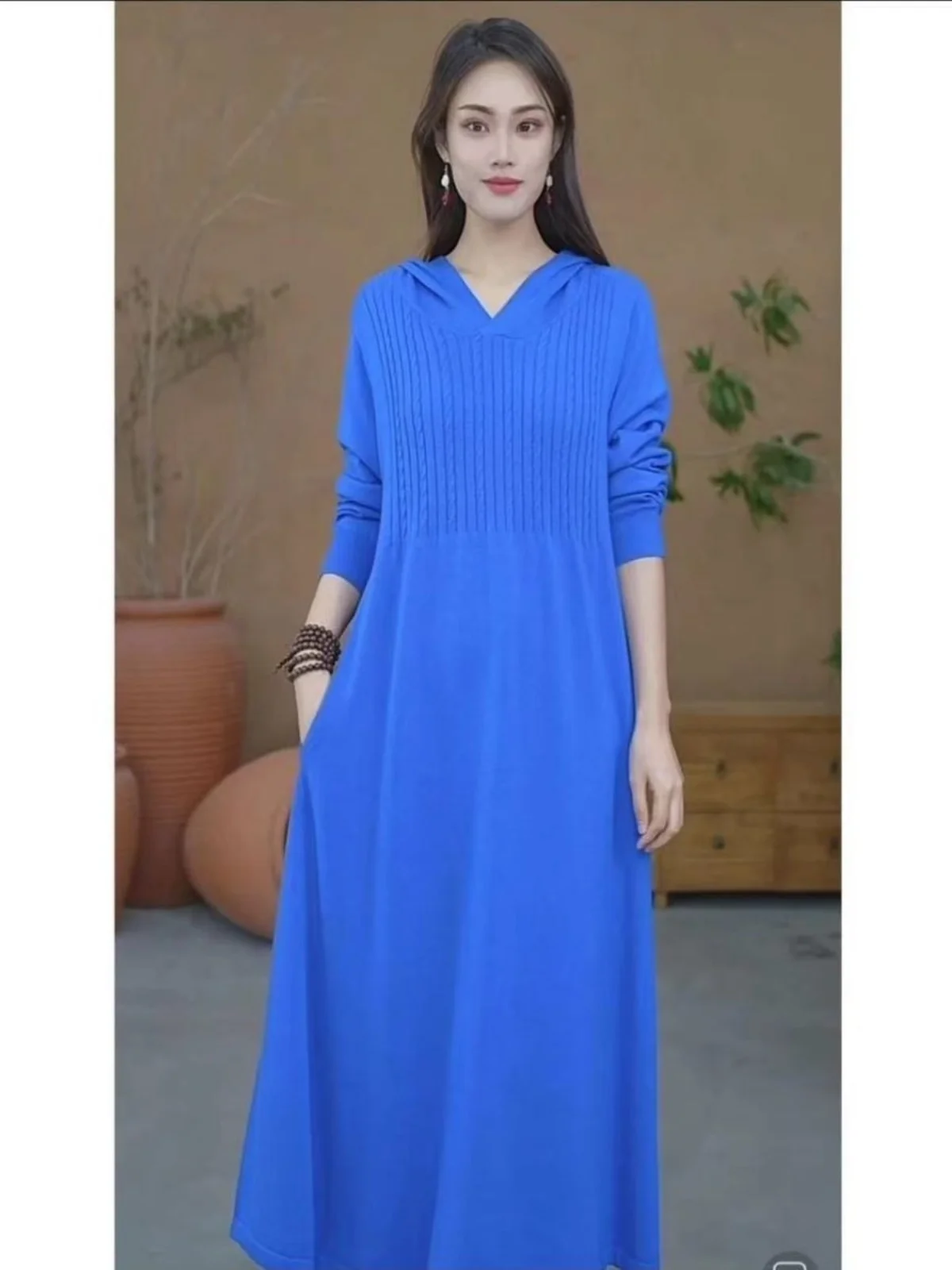 

Новое осенне-зимнее кашемировое платье-свитер с v-образным вырезом и капюшоном, женское свободное шерстяное платье средней длины из чистой шерсти с капюшоном CQ301