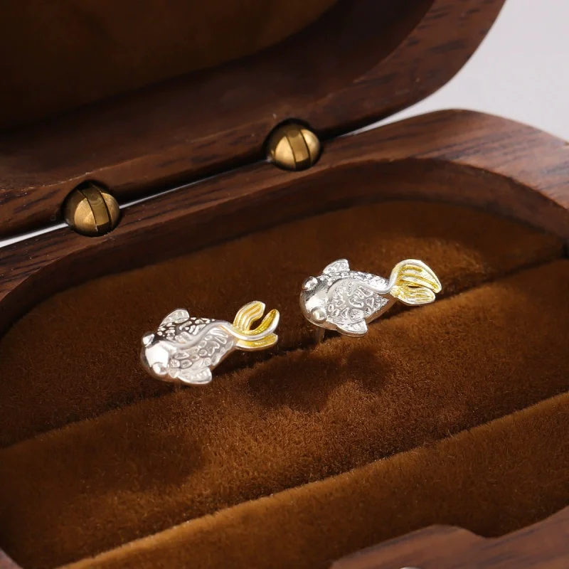 Uini Tail hot selling new 925 pure silver cute little goldfish earrings exquisite simple creative girl jewelry  ED276