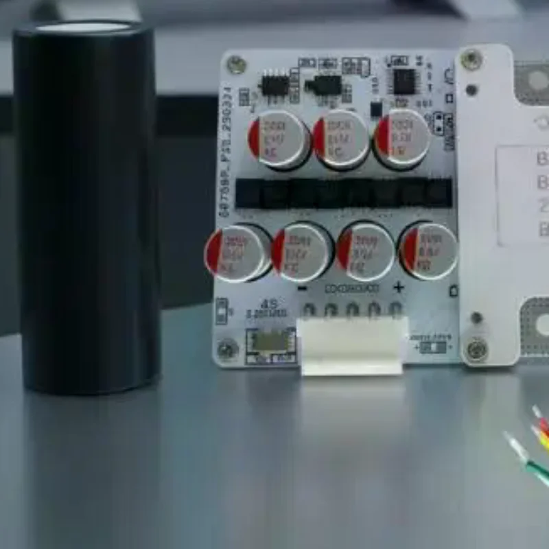 1 pièce Plaque de protection de batterie au lithium LiFePO4 12V 100A 4S avec BMS à équilibrage actif et égaliseur 8A pour démarrage moto et voiture