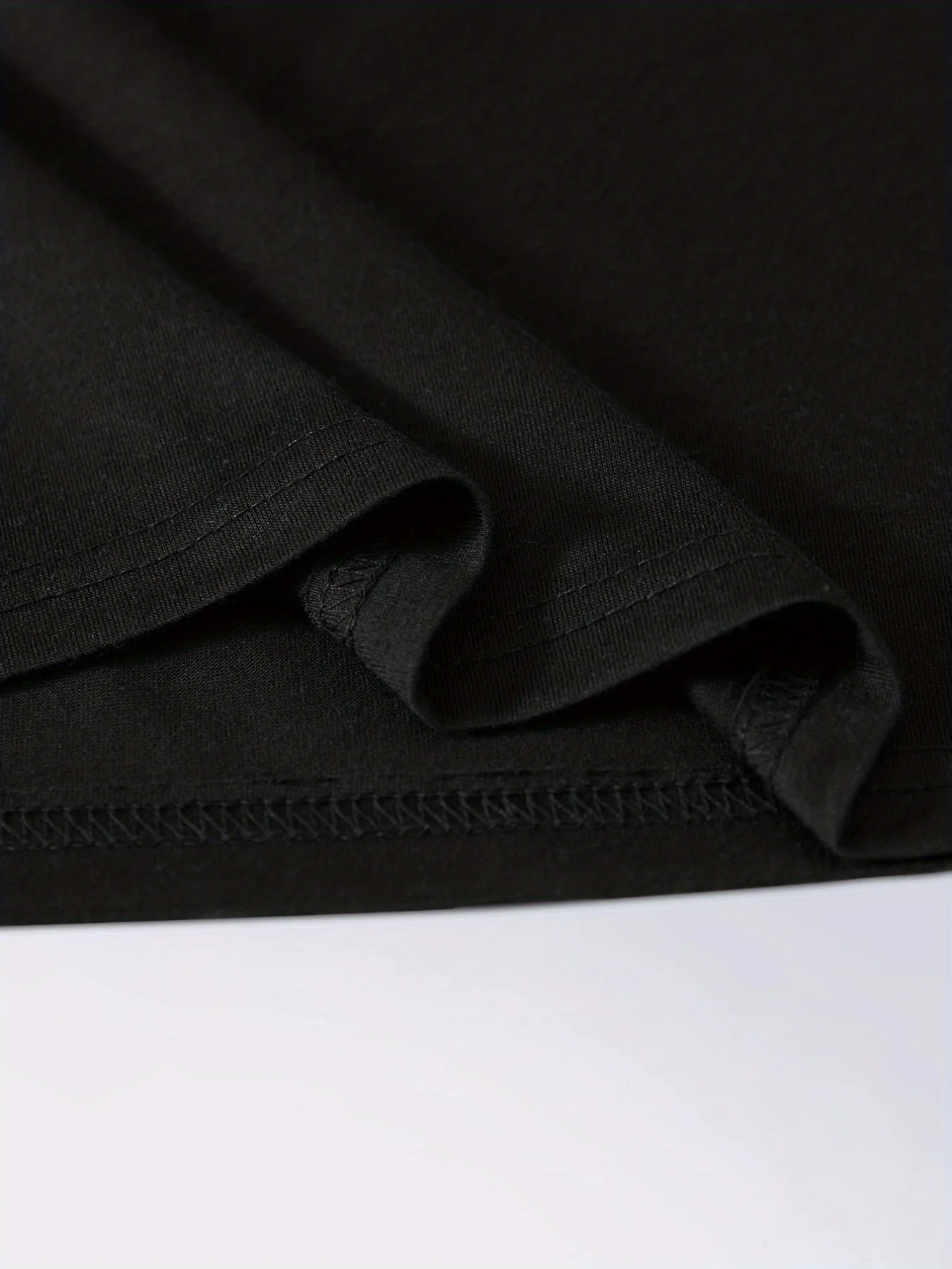 Japanese Kanji "Attitude Determines Direction", Men's Casual Slightly Stretch Crew Neck Graphic Tee, Male Clothes For Summer