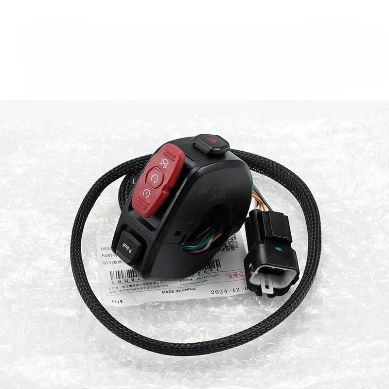 

Switch Handle For CFMOTO 675SR-R 675SRR 675SR R 675SS Original handle to activate horn ignition headlight steering switch