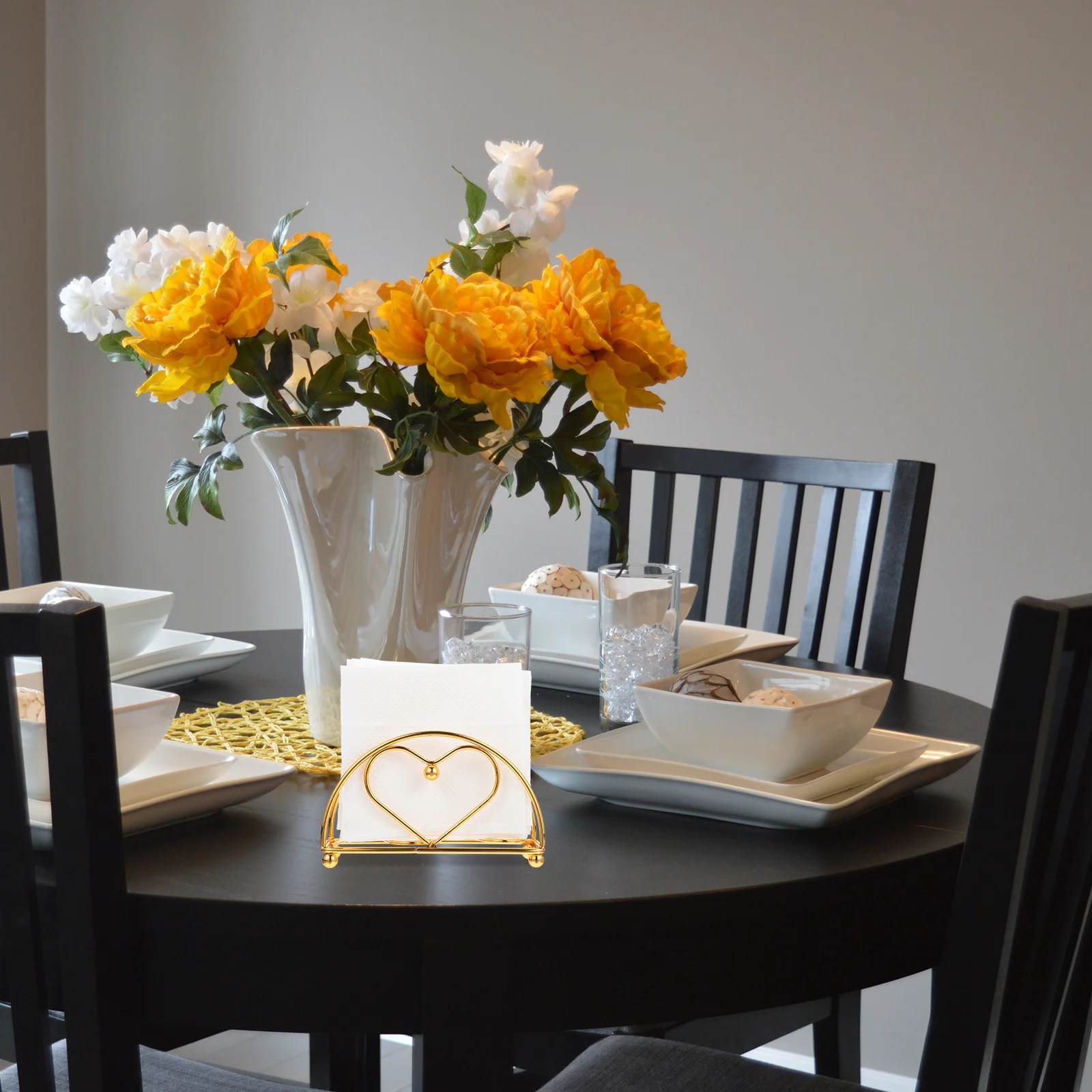 

1Pcs Iron Napkin Holder Stand Tissue Rack Rustproof Spacesaving Home Office Decorative Organizer Napkin Holder