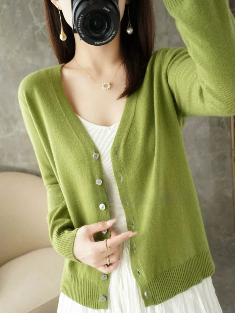 

Весенне-осенний новый открытый кардиган Sle V-Ne Camere, женская верхняя одежда, однотонный свитер большого размера, трикотажная верхняя одежда...