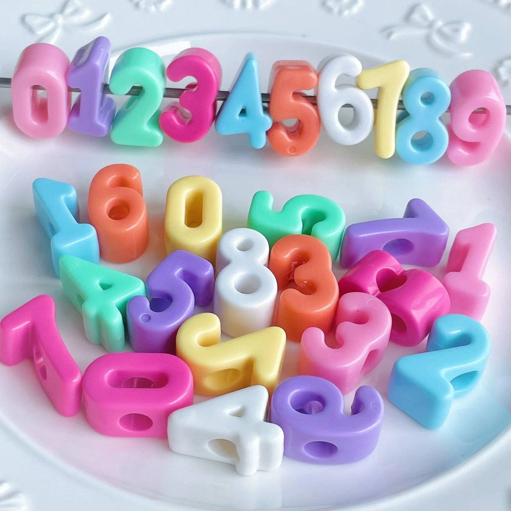 20Pcs Color Number Pendant Resin Acrylic Beads With Hole For DIY Bracelet Necklace Earring Jewelry Phone Making Supplies Charms