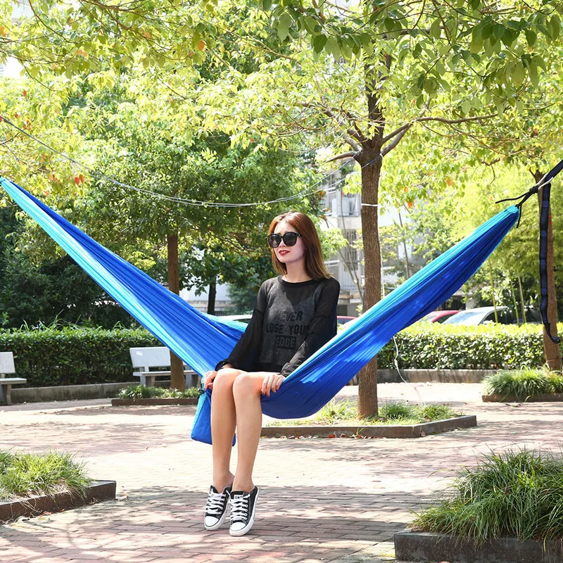 

Single Person Portable Outdoor Camping Hammock With Nylon Color Matching Hammock High Strength Parachute Fabric Hanging Bed