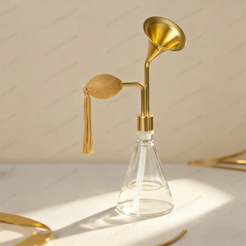 80ml 300ml Brass Double Glass Perfume Display Bottle, High End Clear Bottle for Beauty Salon or Home Decor