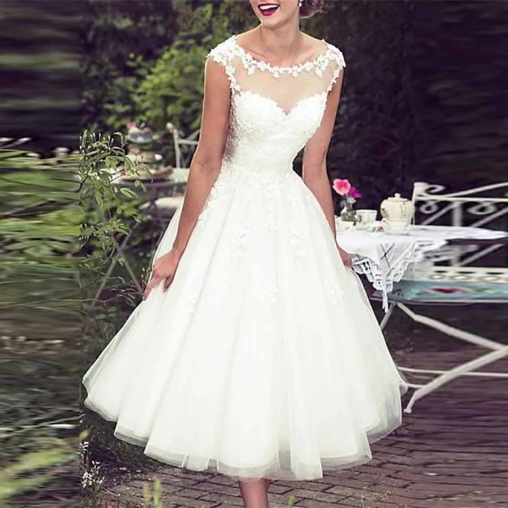 

2025 Midi Wedding Dresses Classic Lace A-line Mother Of The Bride Dress White O-Neck Net Ruched Hall Wedding Gown Mid