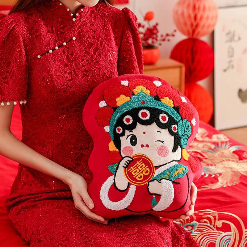 Chinese Red Embroidery Throw Pillow Chinese Traditional Wedding Decorative Pillow New Year Engaged Wedding Room Layout Decor