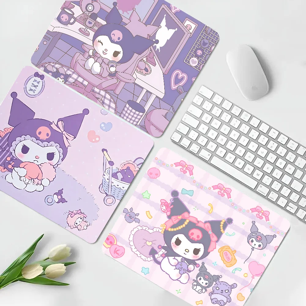 

Kuromi Kawaii Mousepad Aming Speed Mouse Mat Game Premium Mouse Pad Professional E-Sports Gamer Desk Mat Keyboard Mat