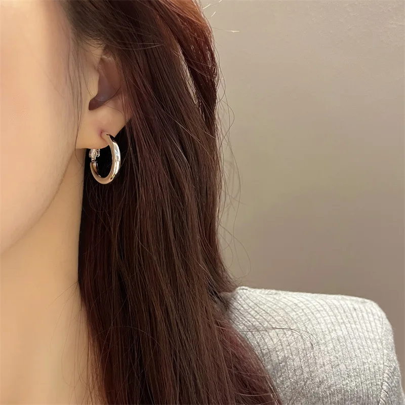 Metal Circle Clip Earrings No Hole Ear Clips Round Clip on Earring Without Piercing Minimalist Earring CEtD1059