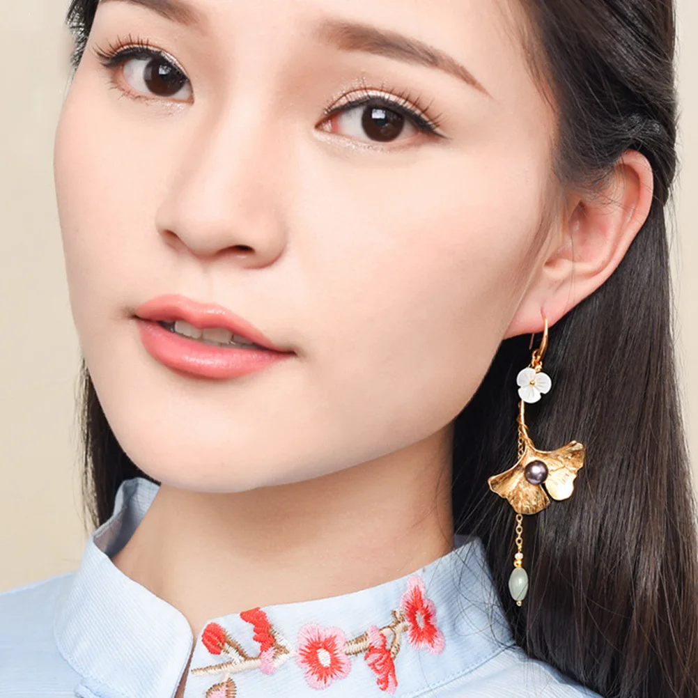 

1Pair Flower Earrings Asymmetrical Design Lightweight Durable Women Ear Accessories Party Banquet Photo Props Flower Earring