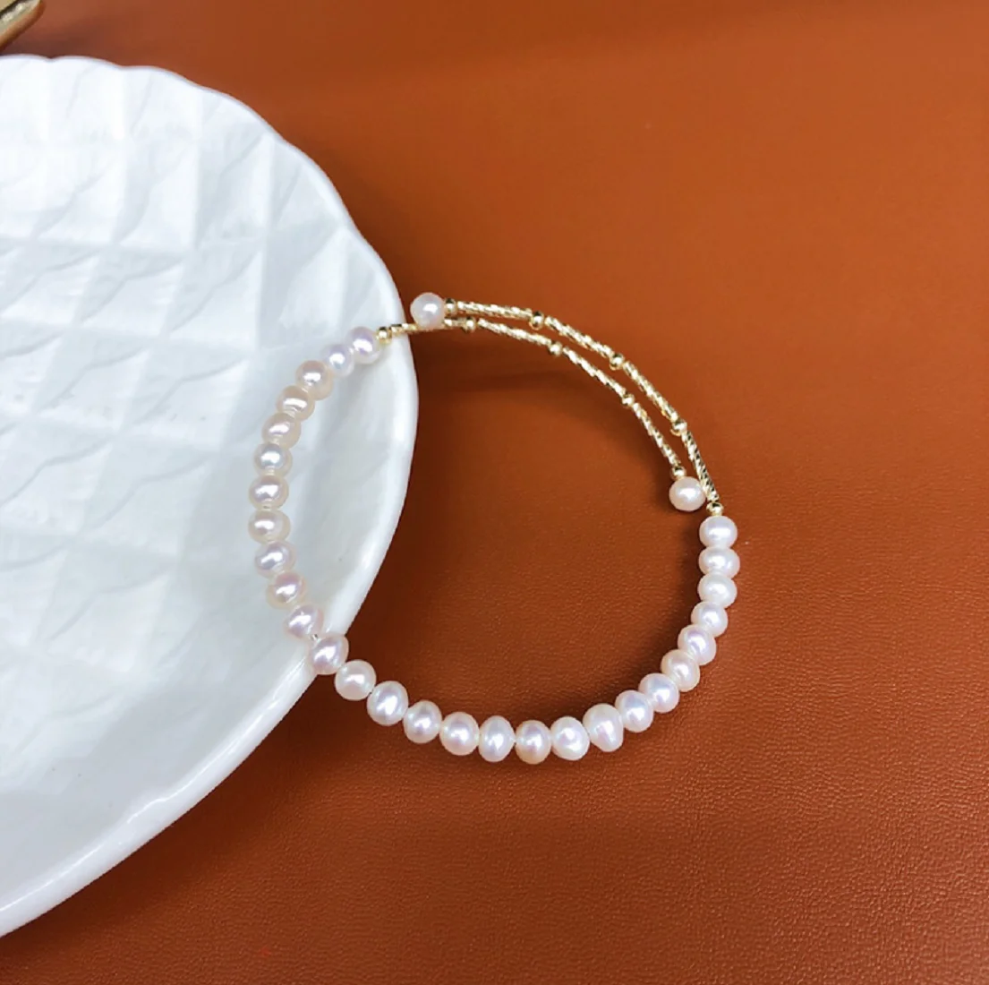 

New 5-6MM Pearl Bracelet Female White Fashion Joker Jewelry Little Red Book explosions Pearl Bracelet