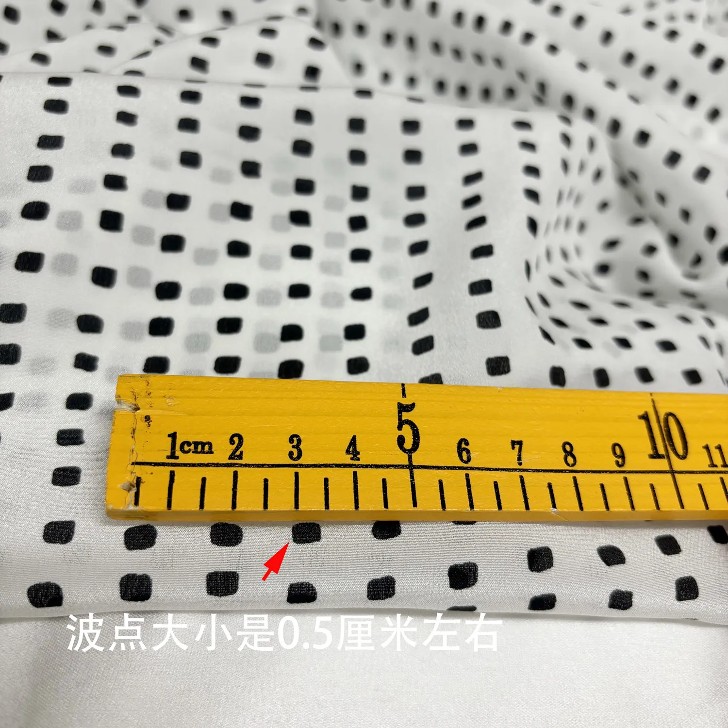 Bleached Bottom Black Square Polka Dot Silk Crepe De Chine Cloth Silk Scarf Slightly Transparent Matte Silkworm Silk Fabric