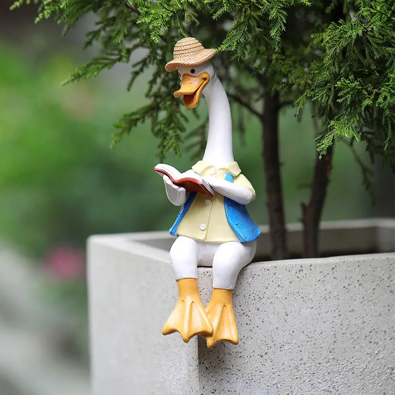 Duck Ornaments Resin Artificial Duck Garden Sculpture Animal Statue Decoration Simulation Pond Decor Landscape Miniature Crafts