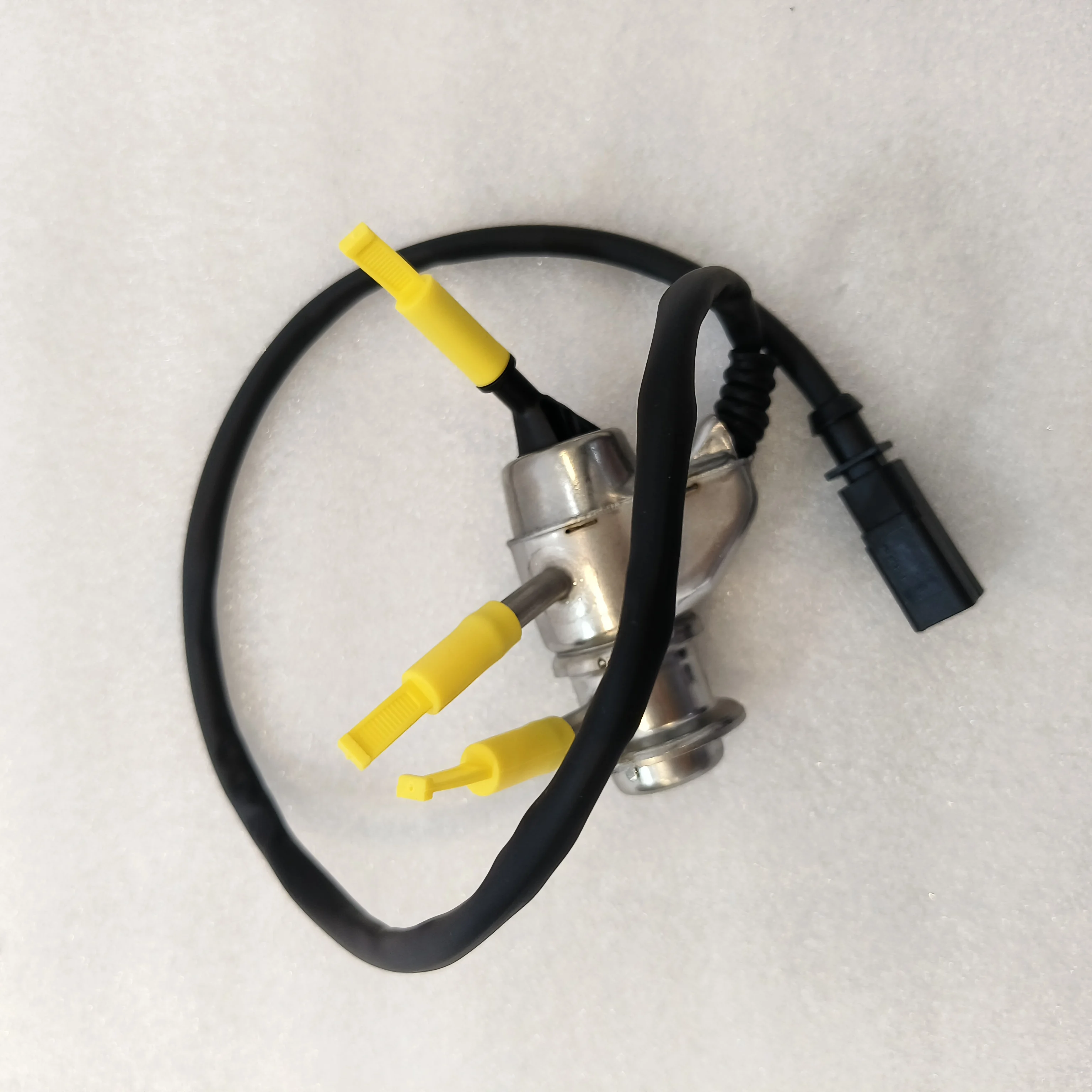 Nozzle Urea (DEF) Dosing Modulead Urea Injector Urea Nozzle 4G0131113E