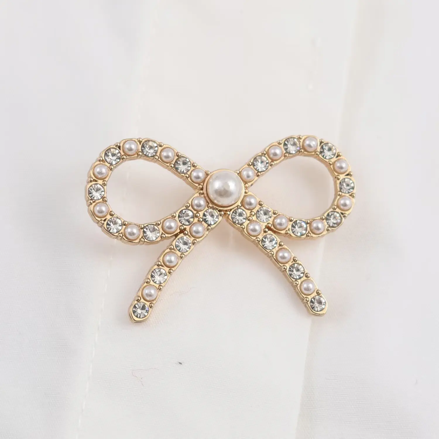 BSAY Schmuck Knopf Popeline Hemd für Frauen Mode Herbst Winter Neue Lange Ärmel Einreiher Bluse Chic Damen Top